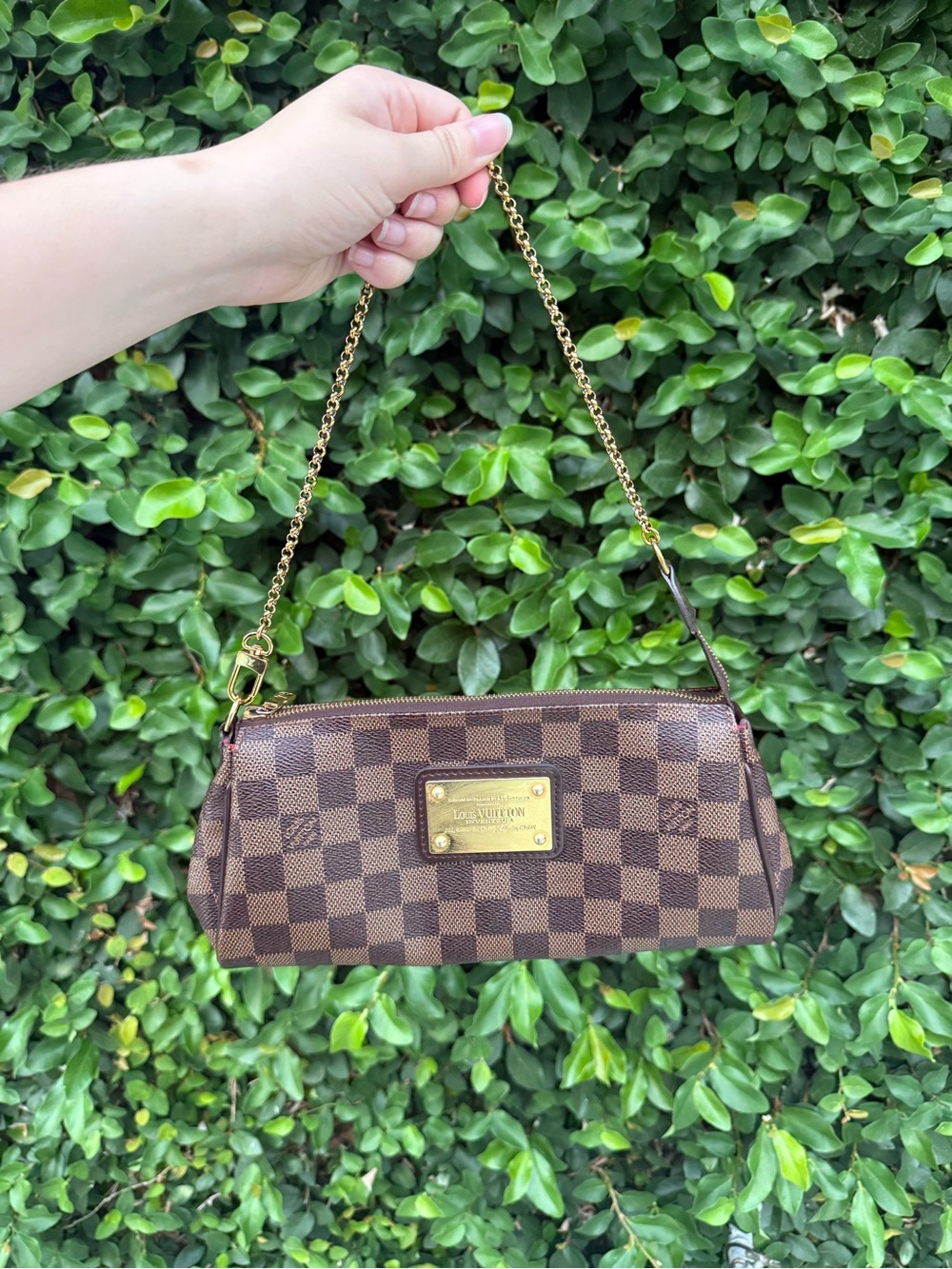 Louis Vuitton Damier Ebene Shoulder Pochette in Brown